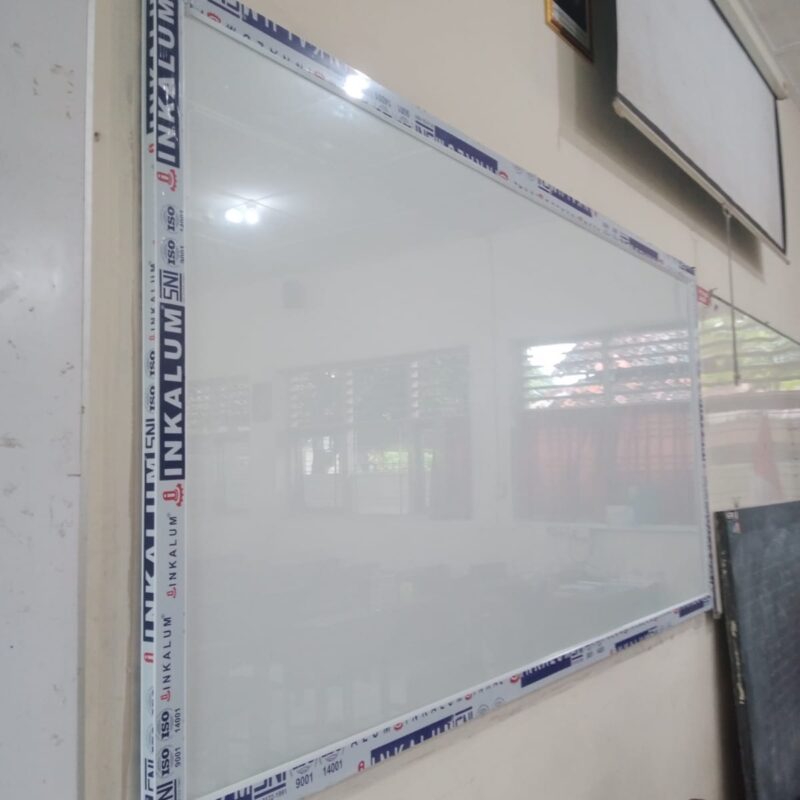 PAPAN TULIS