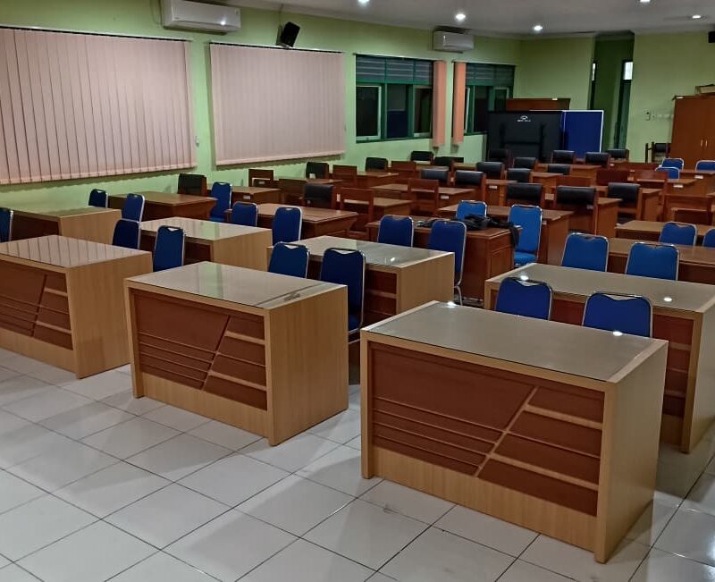 MEJA RAPAT