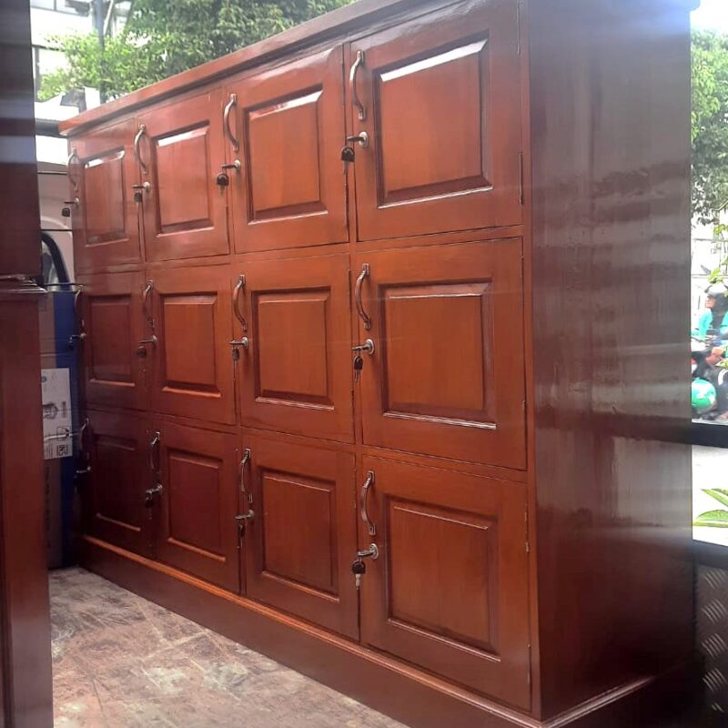 LOKER KAYU