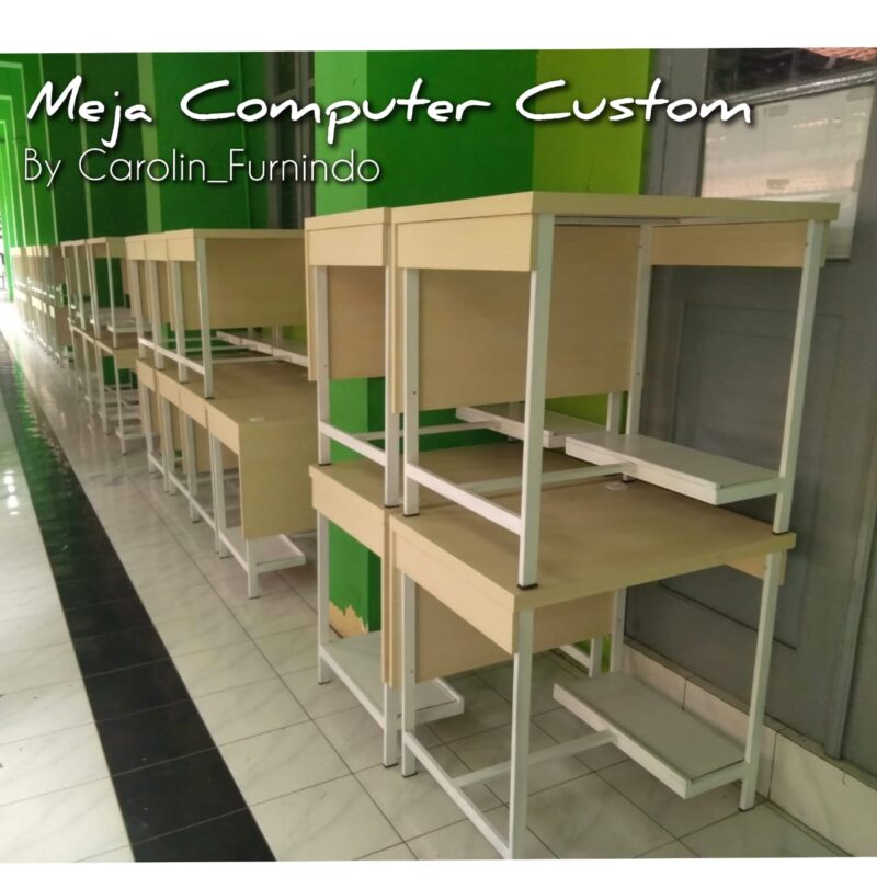 MEJA KOMPUTER