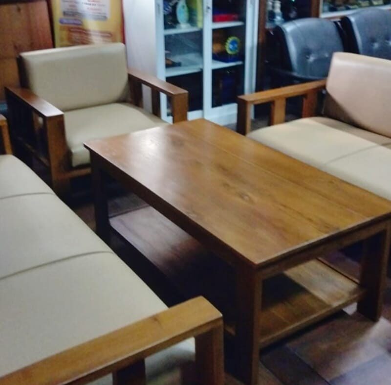 MEJA KURSI TAMU