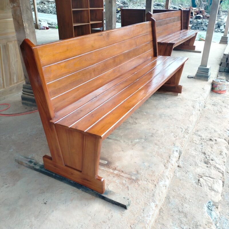 KURSI TUNGGU KAYU