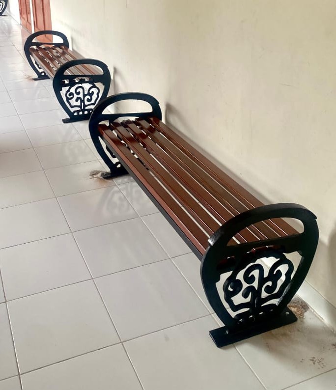 KURSI TUNGGU